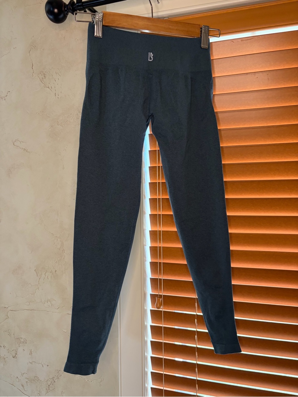 BuffBunny Miracle Seamless Legging — Dark Green Heather - Picture 2 of 5